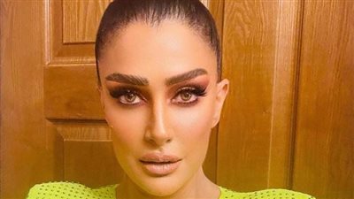 غادة عبد الرازق: أنا نجمة ومش محتاجة اسمي على التتر وأؤيد إلغاءه