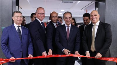 بـ10 ملايين دولار.. وزير الاتصالات يفتتح مركز مصر للتكنولوجيا والابتكار ETIC