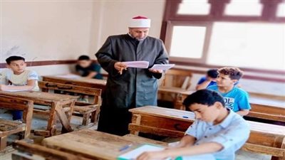 البنات يكتسحن قائمة الأوائل في الشهادة الإعدادية الأزهرية بمطروح