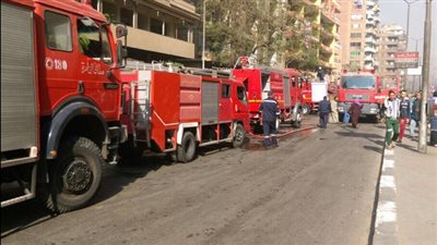 حريق داخل عقار بشارع القصر العيني بوسط القاهرة