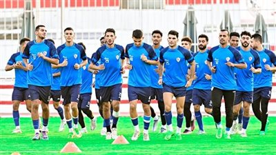 لاعبو الزمالك يرفضون خوض المران بسبب المستحقات.. وميدو يتدخل لحل الأزمة | بث مباشر