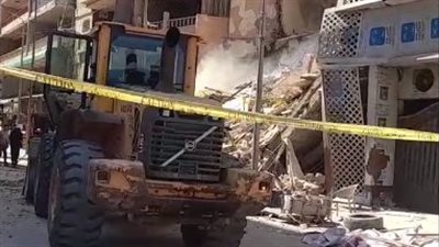 انتشال رابع ضحايا العقار المنهار بالإسكندرية 