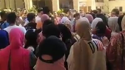 لن نتراجع.. طلاب حقوق الإسكندرية يكشفون تفاصيل أزمة الرسوب وقرار للكلية خلال ساعات