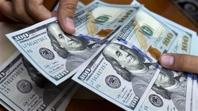 سعر الدولار في البنوك المصرية اليوم الخميس 30 أبريل والعملة الخضراء أعلى 53 جنيهًا 