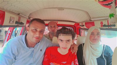 استجابة لـ القاهرة 24.. مدير التأمين الصحي بالغربية يوجه بتوفيرعلاج لشاب مصاب بضمور العضلات 