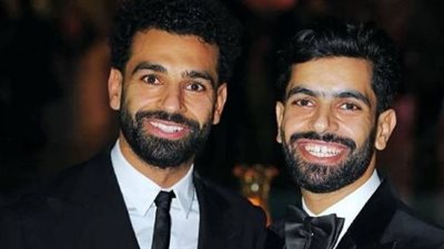 مفاجأة في تحقيقات سرقة فيلا محمد صلاح.. شقيق اللاعب فصل فيشة الكاميرات | خاص 