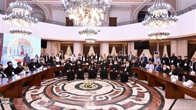 البابا تواضروس الثاني يلتقي أعضاء هيئة تدريس إكليريكية الإسكندرية