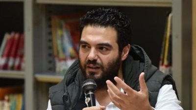 محمد الشماع: مشروعي قائم على رواية التاريخ الموازي.. والشوارع الخلفية حلقة منه | حوار