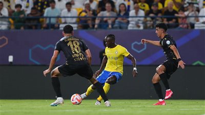 ساديو ماني يكشف سبب البداية السلبية للنصر في الدوري السعودي