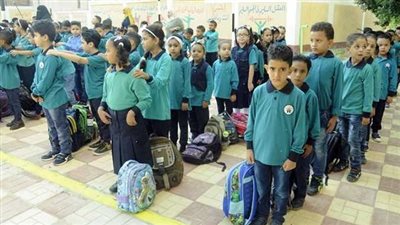 حقيقة تأجيل موعد بدء الدراسة بالمدارس للعام الدراسي الجديد 2023-2024 | بث مباشر