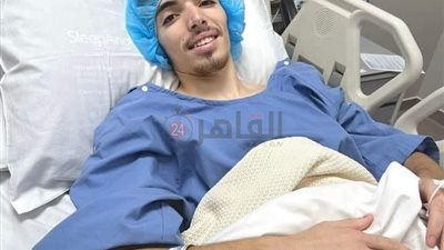  عبد الرحيم دغموم يجري جراحة الرباط الصليبي في قطر
