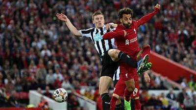 موعد قمة ليفربول ونيوكاسل يونايتد في الدوري الإنجليزي