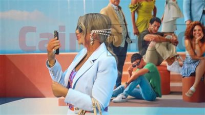 بعد مهرجان القاهرة للدراما.. بوسي شلبي تثير الجدل بإطلالتها الجديدة | صور