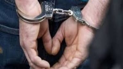 حاولوا يسرقوه فخلص على واحد منهم.. تفاصيل مشاجرة 3 أجانب ومصري بعين شمس | بث مباشر