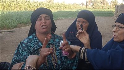 بعد ظهورها عبر القاهرة 24.. رحلة عمرة لوالدة 3 شباب من بني سويف لقوا مصرعهم في إعصار ليبيا