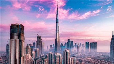 حالة الطقس اليوم الاثنين 9/10/2023 في الإمارات.. انخفاض الحرارة ونشاط رياح معتدل