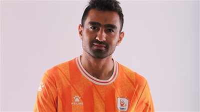 تأكيدا لـ القاهرة 24.. فاركو يضم محمد فخري لاعب الأهلي السابق