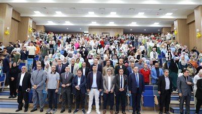 جامعة المنصورة الجديدة تستقبل طلابها الجدد بلقاءات تعريفية