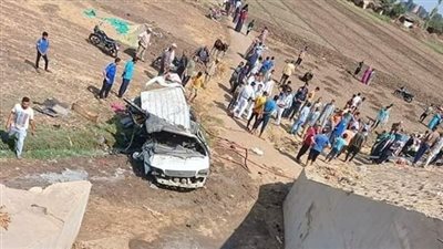 بينهم رضيع.. مصرع 6 أشخاص وإصابة 9 آخرين في انقلاب ميكروباص على إقليمي المنوفية | بث مباشر