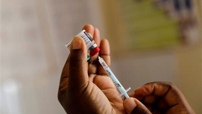 الصحة العالمية توصي بإنتاج لقاح ثانٍ للملاريا للأطفال