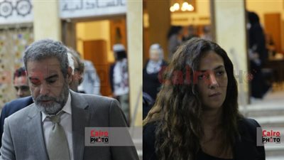 دنيا سمير غانم وحجاج عبد العظيم وأحمد عبد العزيز يقدمون واجب العزاء في الفنان محمد فريد | صور