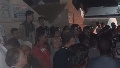تشييع جثمان كاتب أكبر مصحف يدوي في العالم بمسقط رأسه بالمحلة الكبرى| بث مباشر 