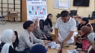 العمل تعلن بدء تدريب فتيات بني سويف والقاهرة على 6 مهن 