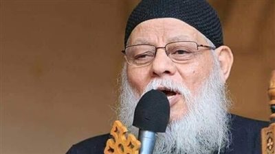 الكنيسة القبطية الأرثوذكسية تقيم صلاة جنازة القمص سمعان إبراهيم بدير المقطم اليوم 