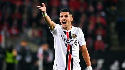 بعد تهديده بالرحيل عن فرنسا.. اللاعب الجزائري يوسف عطال يعتذر عن منشوره السابق بدعم فلسطين