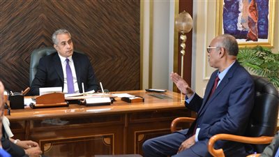 وزير العمل يلتقي القنصل العام المصري الجديد في جدة لبحث سُبل التعاون في الملفات المُشتركة