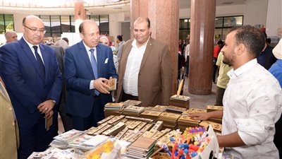 بمشاركة 25 دار نشر.. جامعة المنصورة تفتتح معرض الكتاب الثاني عشر