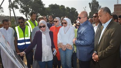محافظ بني سويف يتابع سير العمل في مشروع إنشاء كوبري أشمنت الجديد على ترعة الإبراهيمية 