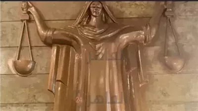 تأجيل النطق بالحكم في محاكمة المتهم بقتل شقيقه ووالدته بالهرم لتحديد دائرة جديدة