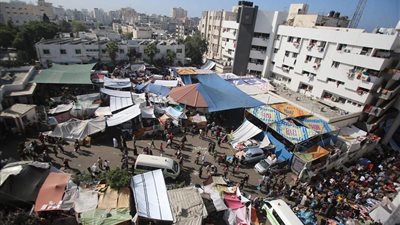 قوات الاحتلال تقصف مدرسة الفاخورة بغزة وسقوط عشرات القتلى والجرحى | بث مباشر 