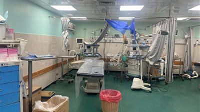 60 شخصا مدفونا بداخله.. الصحة العالمية: فريق يزور مستشفى الشفاء بغزة ويصفه بـ منطقة الموت
