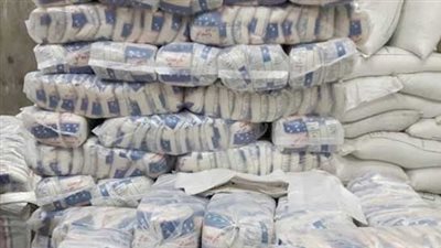 ضبط 3 مراكز تعبئة لتصرفها في 275 طن سكر بالبحيرة | بث مباشر