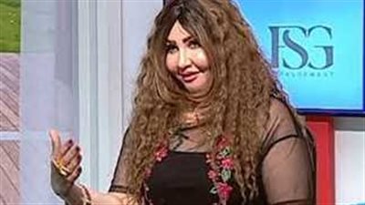 بعد القبض عليها بسبب فيديو مخل.. إنجي حمادة تنفي زواجها من كروان مشاكل | بث مباشر 