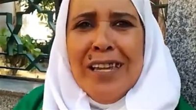الحاجة كاملة 45 سنة خدمة لـ آل البيت: ورثت العادة من أقاربي وكنت بوزع مع والدتي وأنا عمري 10 سنوات| بث مباشر