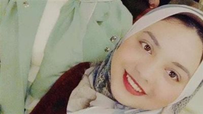 كانت ذات خلق.. أصدقاء طالبة تمريض المنيا المتوفية: كانت معانا ومفيهاش حاجة| بث مباشر