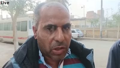 أحد الناجين من حادث انقلاب أتوبيس بالمنيا: الشبورة حجبت الرؤية | بث مباشر 