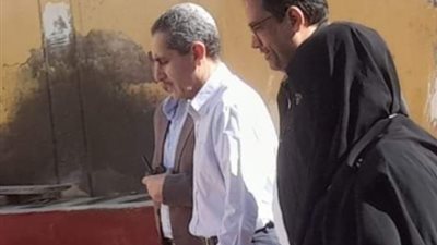 استعدادا لانتخابات الرئاسة.. محافظ الغربية يتفقد اللجان الانتخابية بـ بسيون
