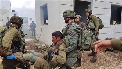 محلل سياسي فلسطيني لـ القاهرة 24: جيش الاحتلال أهدر سمعة جنوده القتالية في غزة.. وأمريكا تصعب الحل السياسي