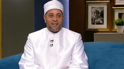 من وسائل الحروب الباردة.. عضو اللجنة العليا للدعوة الإسلامية يوضح كيفية تجنب الشائعات