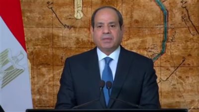 السيسي: المرأة المصرية تثبت كالعادة أنها صوت الضمير الوطني | بث مباشر