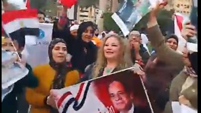 بالزغاريد والأعلام.. احتفالات عارمة للمصريين بفوز الرئيس السيسي في الانتخابات الرئاسية | بث مباشر 