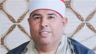 كان ماسك المصحف.. مصرع قارئ قرآن سقط عليه سقف مسجد بقويسنا| بث مباشر 