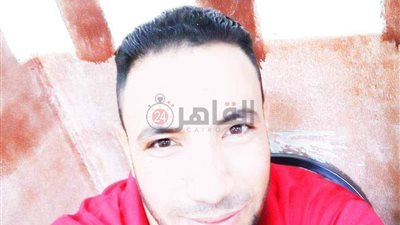 مصرع شخص وإصابة 3 آخرين في انقلاب سيارة بالفيوم 