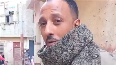 قصة كفاح أقدم منجد قطن في أسيوط: شغالين من 50 سنة.. والإقبال بقى ضعيف بعد ظهور الفايبر | بث مباشر