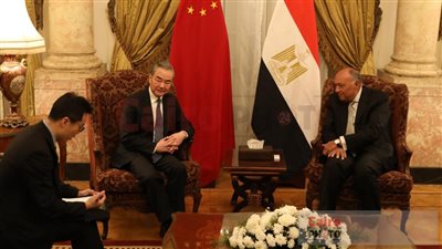 وزير الخارجية يلتقي نظيره الصيني لبحث التعاون الثنائي وتطورات الأوضاع في غزة | صور
