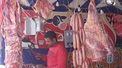 مبادرة لتخفيض أسعار اللحوم بالسويس.. وأحد الجزارين: بنبيع الكيلو بـ 300 جنيه.. وبنكسب مش بنخسر | بث مباشر